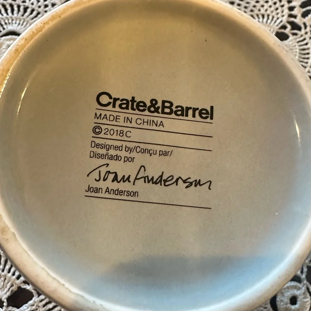 Crate&Barrel Joan Anderson Winter Holiday Critters Mug